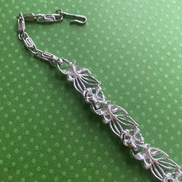 - Lisner Silver Tone Blue and Clear Rhinestones Necklace - Picture 9 of 10